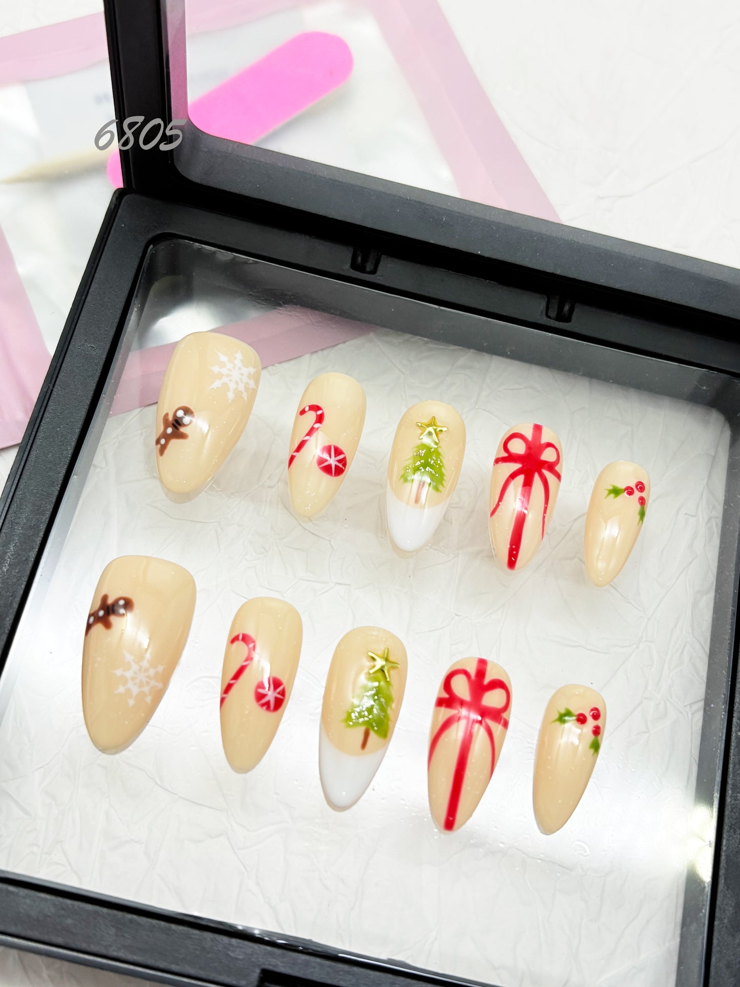 6805-MYY's designer original high-end design customized luxury hand-painted wearable nail art