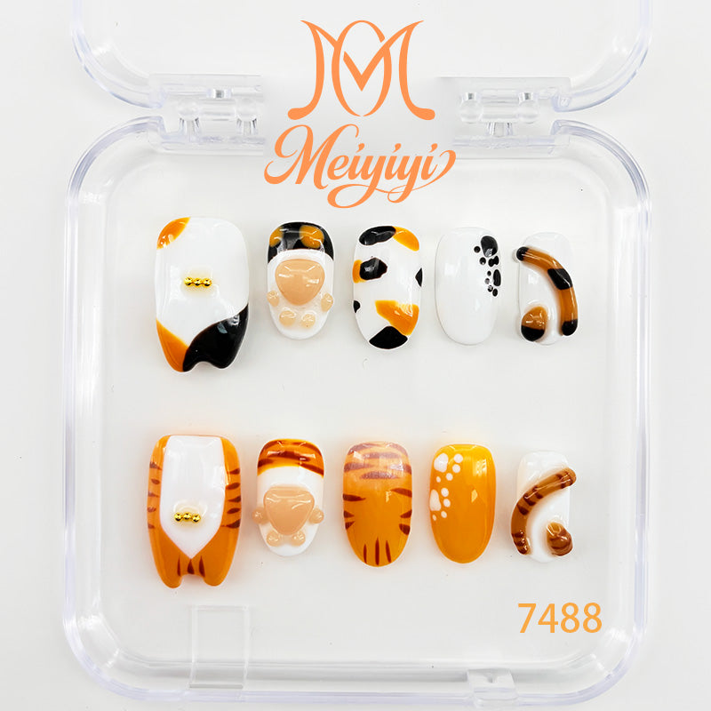 7488-MYY's designer original high-end design customized luxury hand-painted wearable nail art