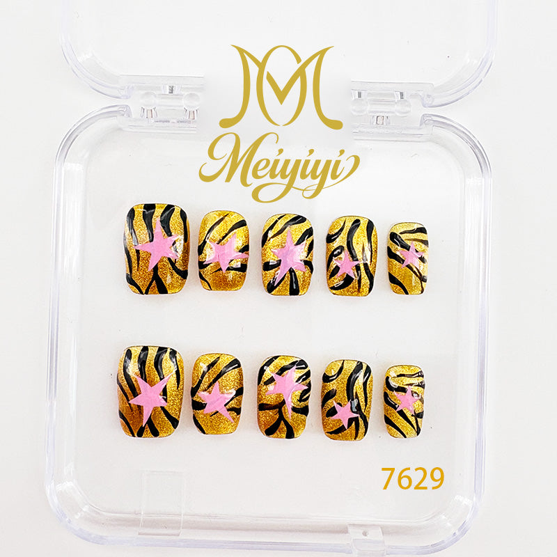 7629-MYY's designer original high-end design customized luxury hand-painted wearable nail art
