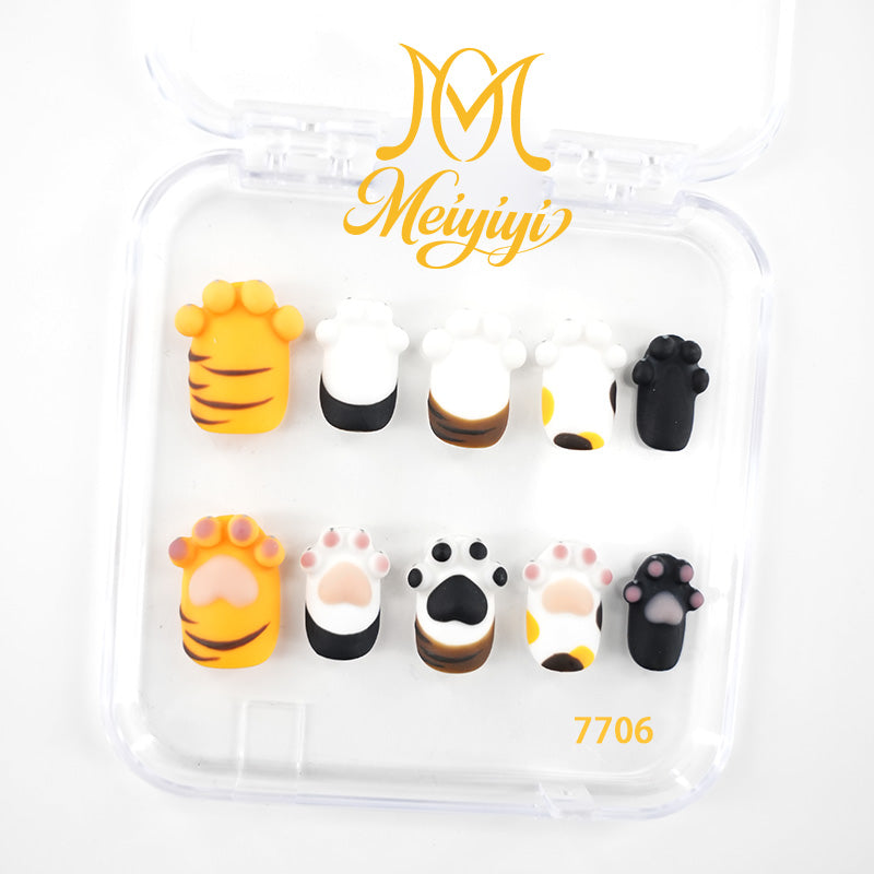 7706-MYY's designer original high-end design customized luxury hand-painted wearable nail art