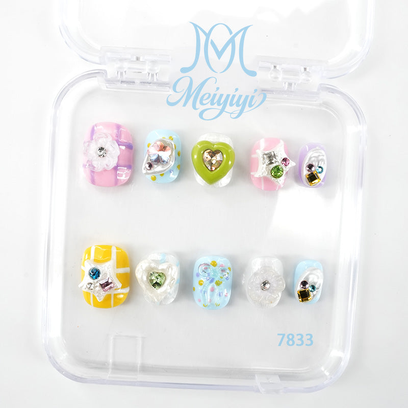 7833-MYY's designer original high-end design customized luxury hand-painted wearable nail art