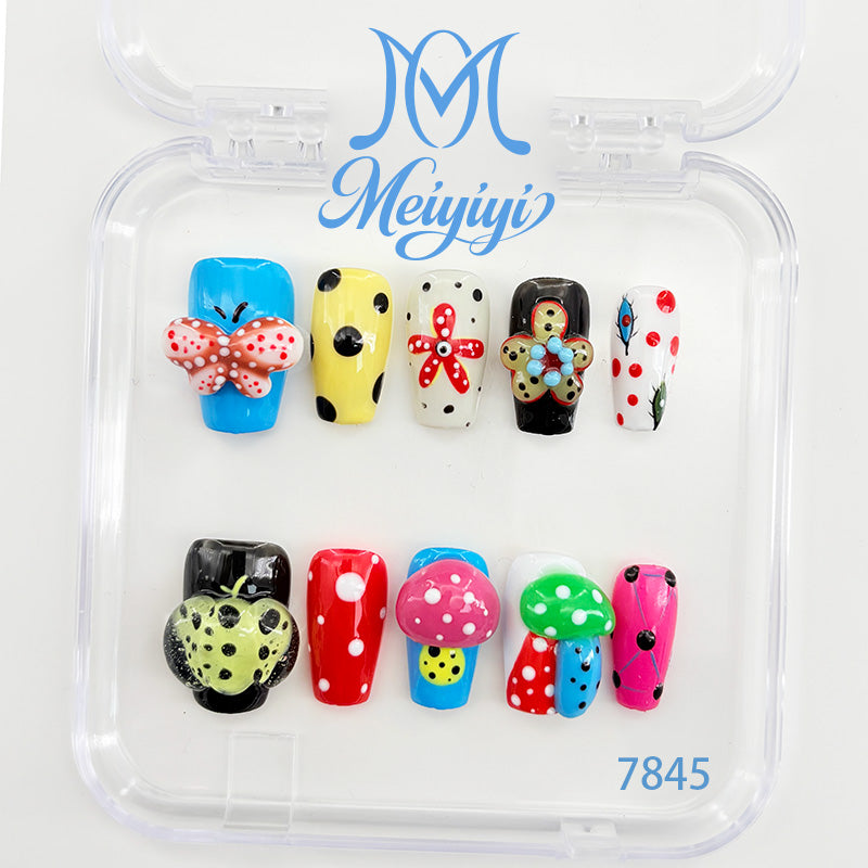 7845-MYY's designer original high-end design customized luxury hand-painted wearable nail art
