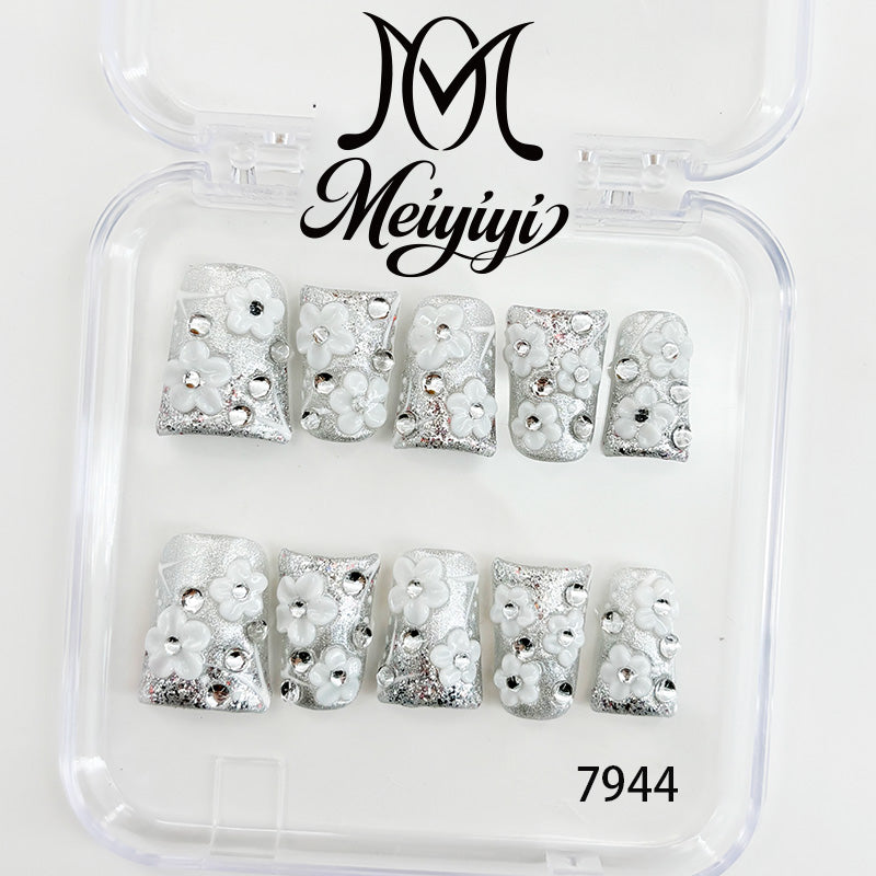 7944-MYY's designer original high-end design customized luxury hand-painted wearable nail art