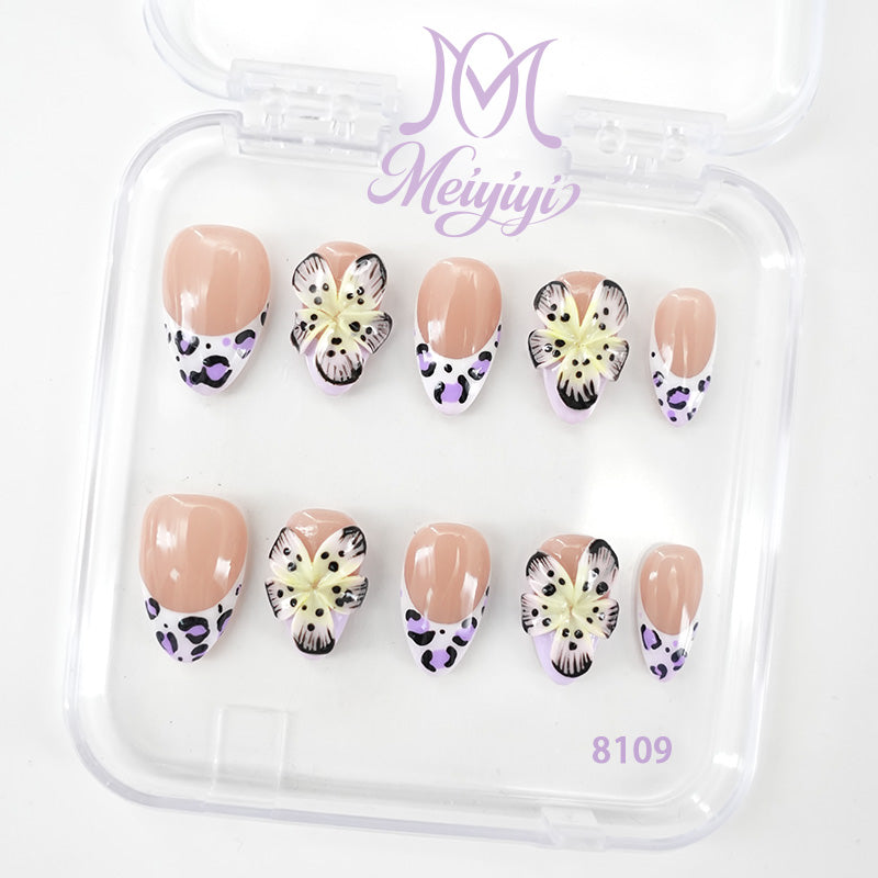 8109-MYY's designer original high-end design customized luxury hand-painted wearable nail art