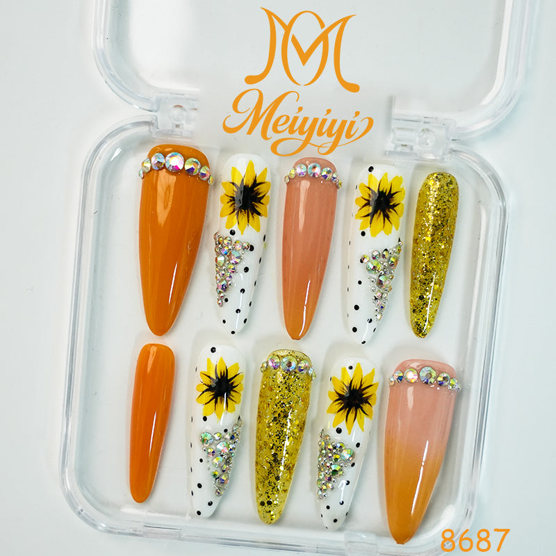 8687-MYY's designer original high-end design customized luxury hand-painted wearable nail art