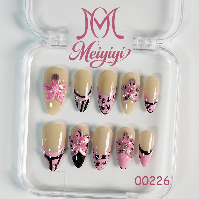 00226-MYY's designer original high-end design customized luxury hand-painted wearable nail art