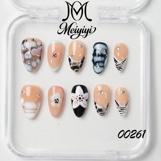 00261-MYY's designer original high-end design customized luxury hand-painted wearable nail art