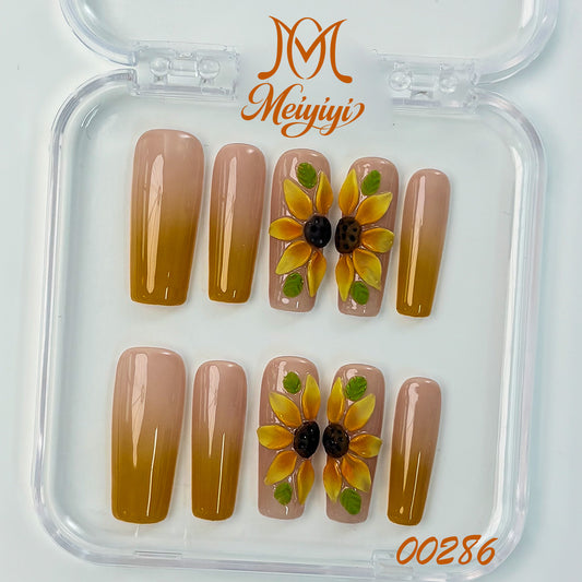 00286-MYY's designer original high-end design customized luxury hand-painted wearable nail art