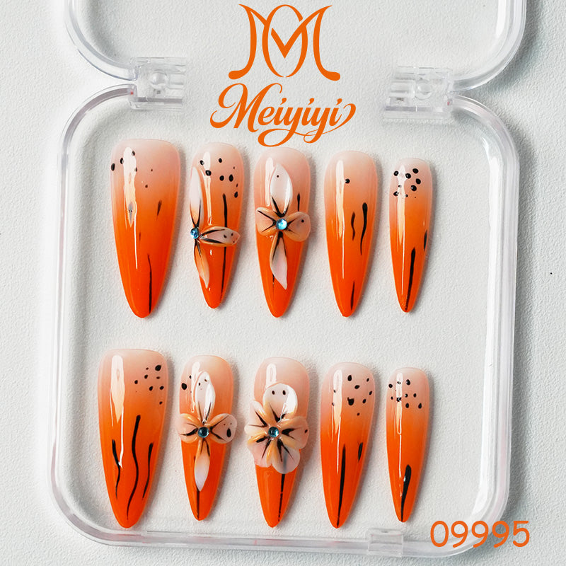 09995-MYY's designer original high-end design customized luxury hand-painted wearable nail art