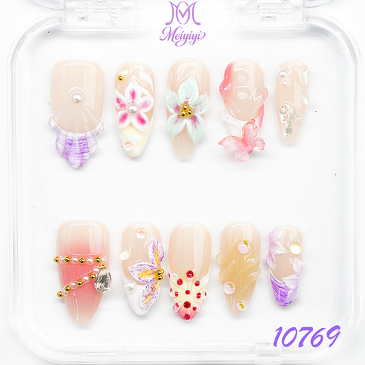 10769-MYY's designer original high-end design customized luxury hand-painted wearable nail art