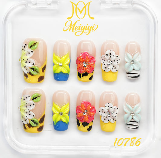 10786-MYY's designer original high-end design customized luxury hand-painted wearable nail art
