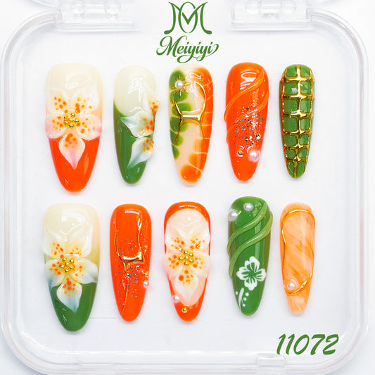11072-MYY's designer original high-end design customized luxury hand-painted wearable nail art