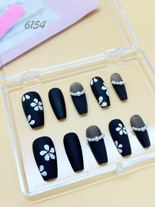 6154-MYY's designer original high-end design customized luxury hand-painted wearable nail art