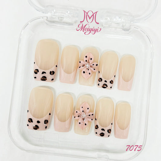 7075-MYY's designer original high-end design customized luxury hand-painted wearable nail art