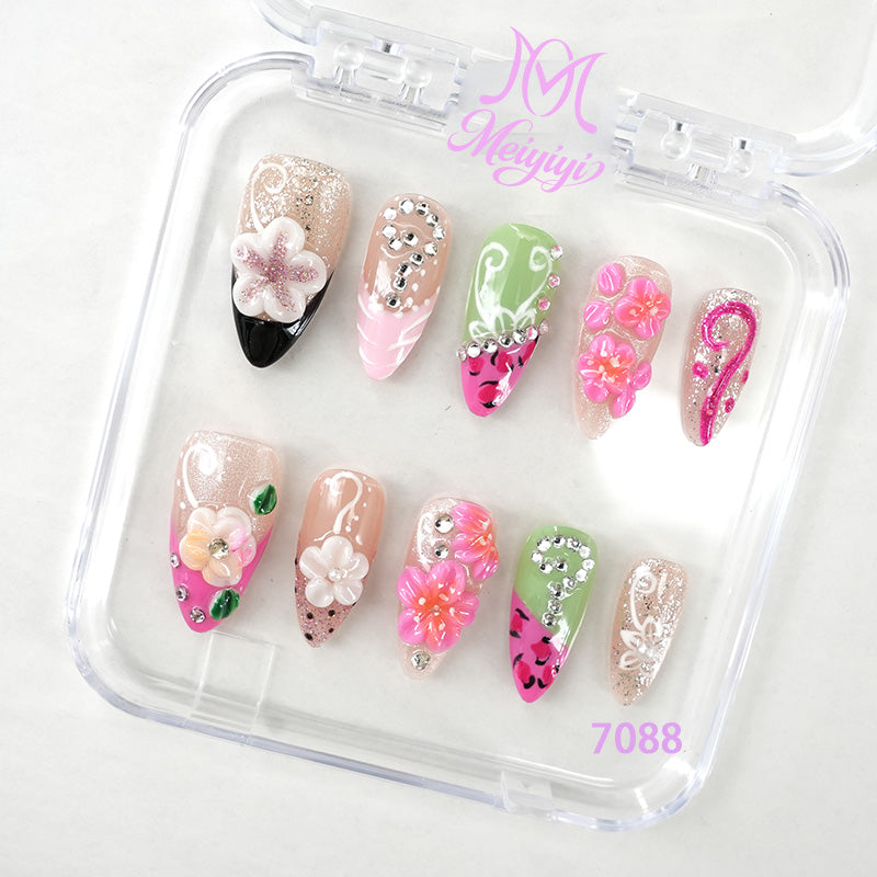 7088-MYY's designer original high-end design customized luxury hand-painted wearable nail art