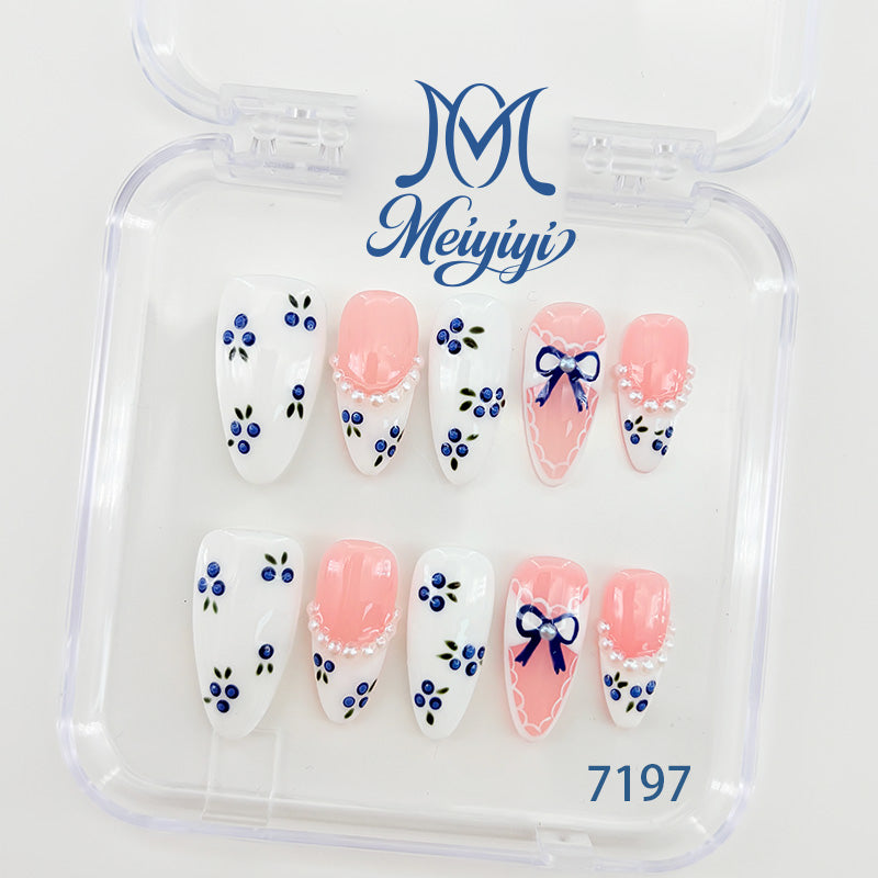 7197-MYY's designer original high-end design customized luxury hand-painted wearable nail art