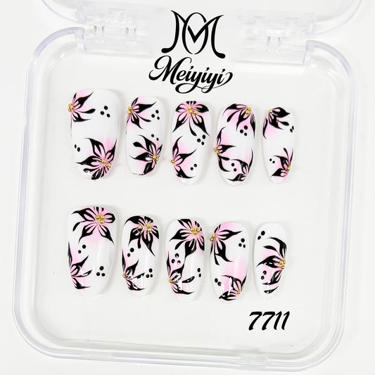 7711-MYY's designer original high-end design customized luxury hand-painted wearable nail art