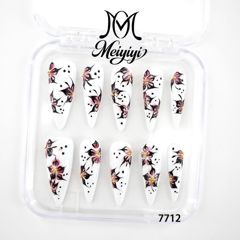 7712-MYY's designer original high-end design customized luxury hand-painted wearable nail art