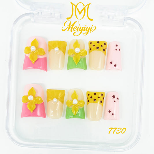 7730-MYY's designer original high-end design customized luxury hand-painted wearable nail art