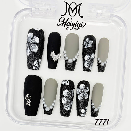 7771-MYY's designer original high-end design customized luxury hand-painted wearable nail art