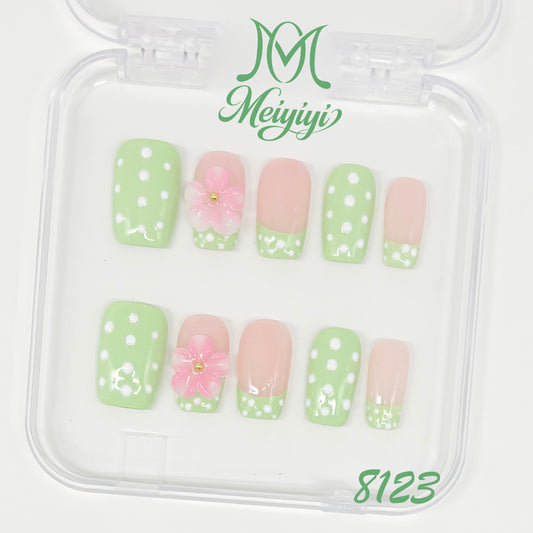 8123-MYY's designer original high-end design customized luxury hand-painted wearable nail art