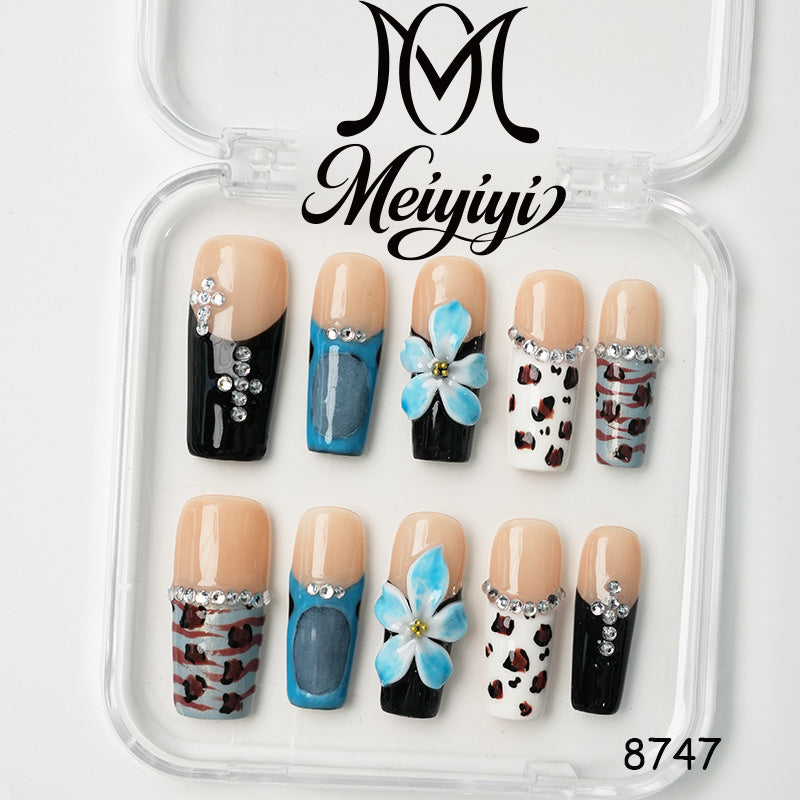 8747-MYY's designer original high-end design customized luxury hand-painted wearable nail art